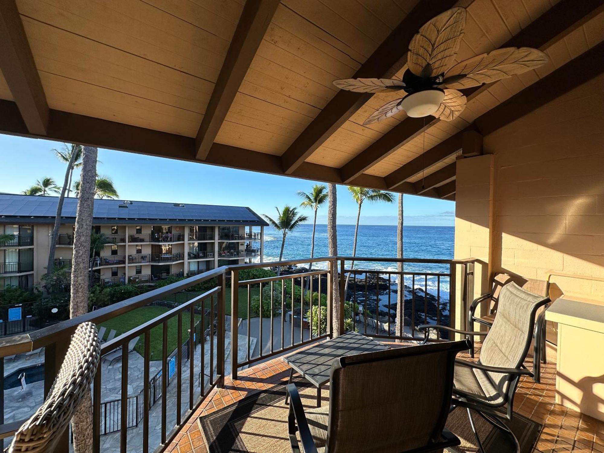 Ferienwohnung Oceanfront Penthouse With Loft Kailua-Kona Exterior foto